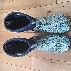 Women's Classic Mid Ambrosia Bogs Boot